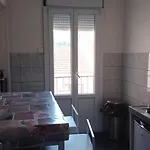 Proche Du Centre *